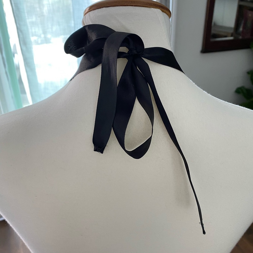 Unique collar necklace - Picture 5 of 5